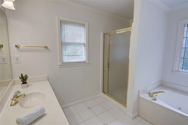 5404 Chaversham Lane