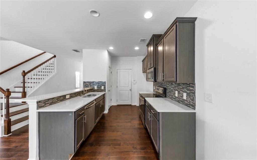 4224 Alden Park Drive