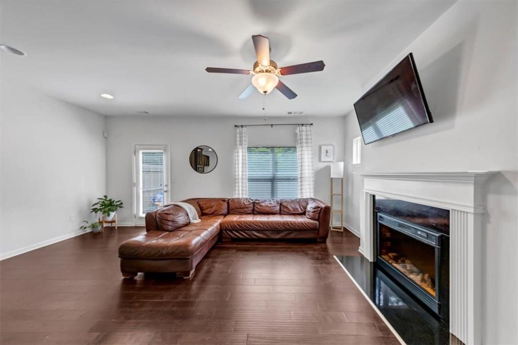 4224 Alden Park Drive