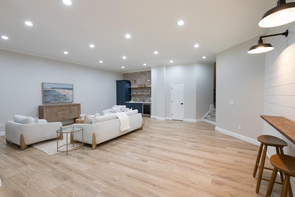 1560 Heritage Trail