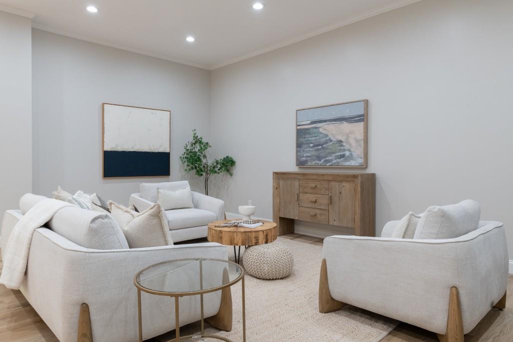 1560 Heritage Trail