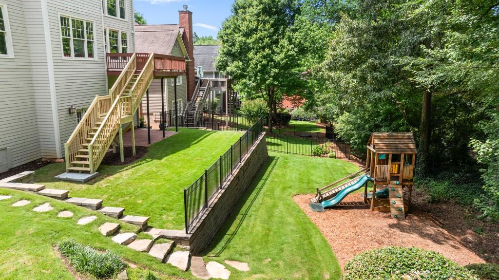 1560 Heritage Trail