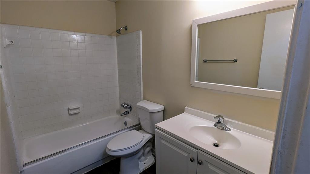 3656 Salem Trail