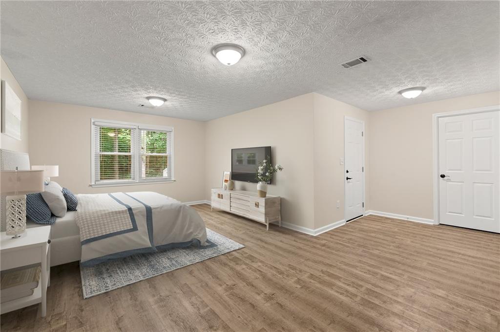 2860 Landing Drive