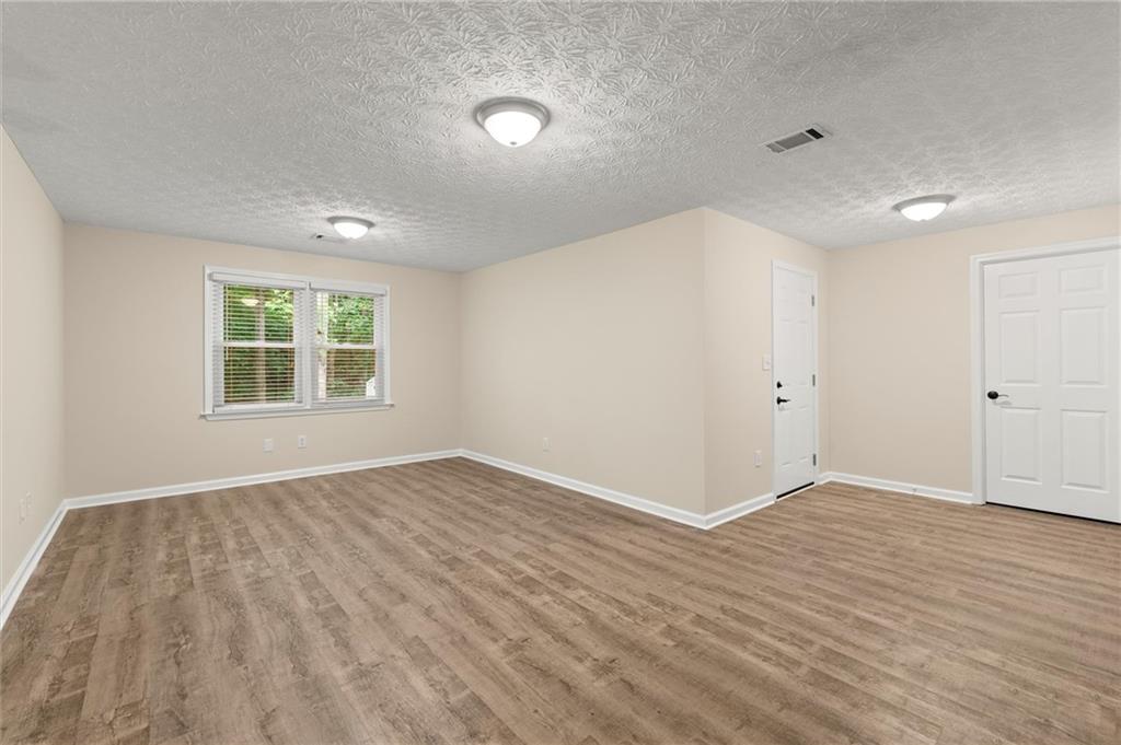 2860 Landing Drive