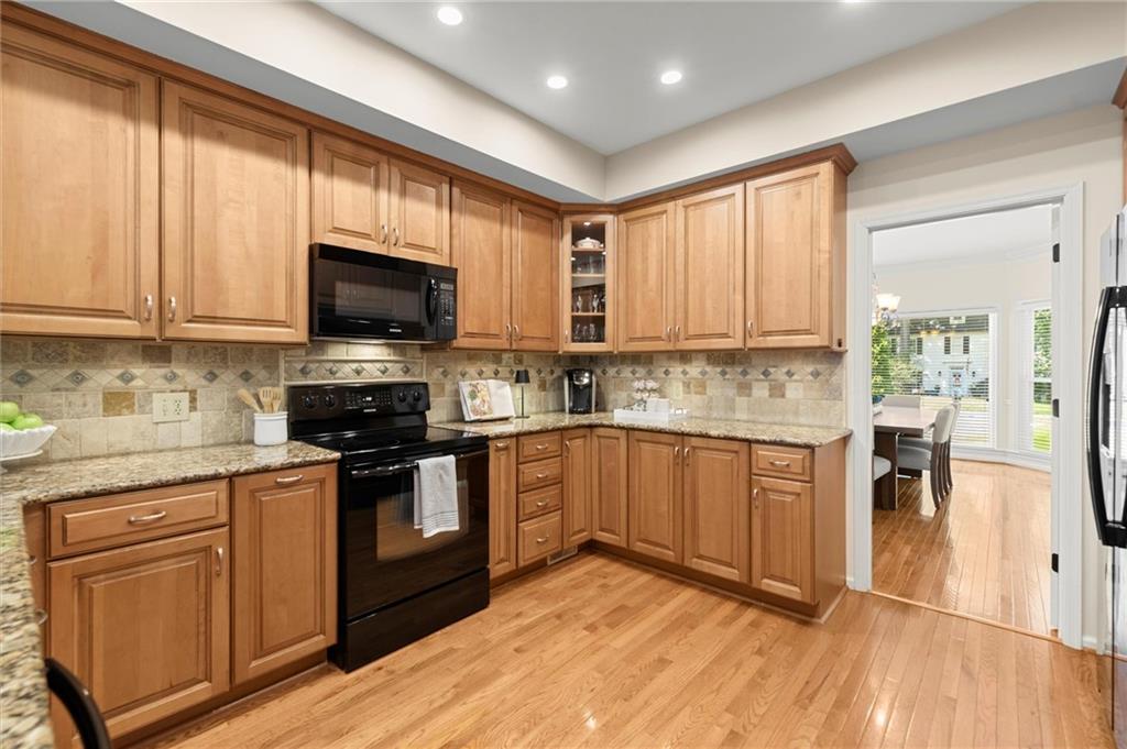 2860 Landing Drive