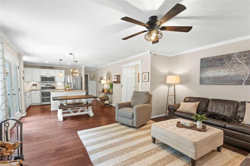 1964 Barnett West Court