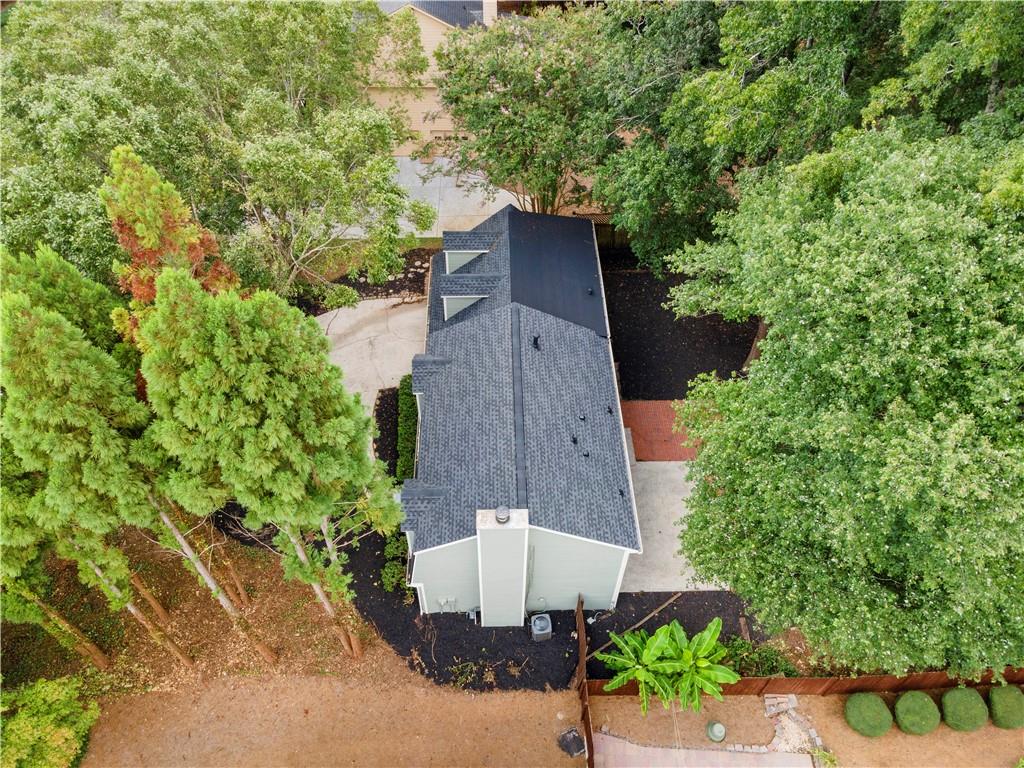 2743 Saddle Ridge Lake Drive