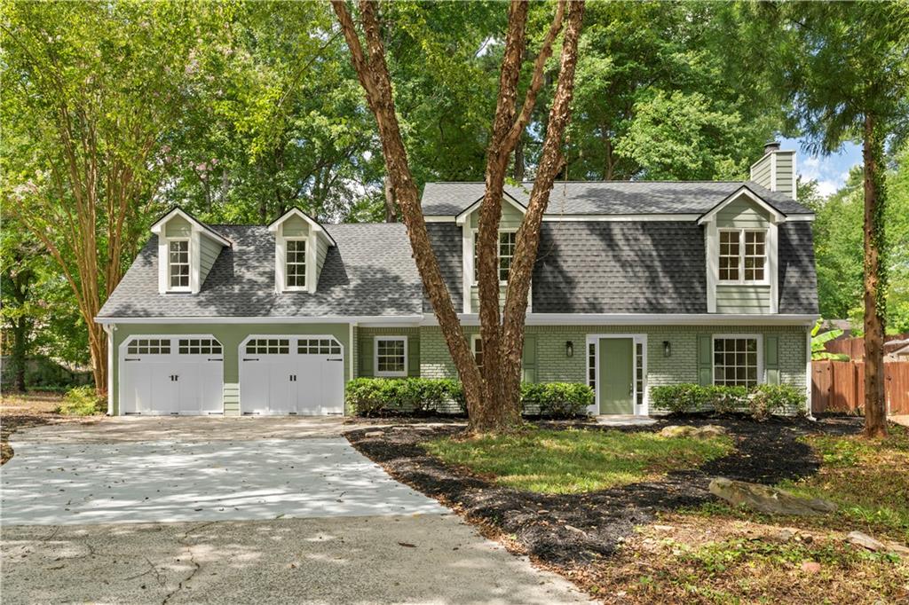 2743 Saddle Ridge Lake Drive