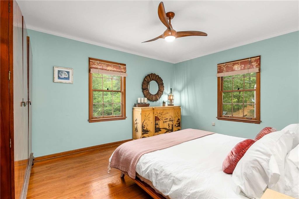 135 Shadowmoor Drive