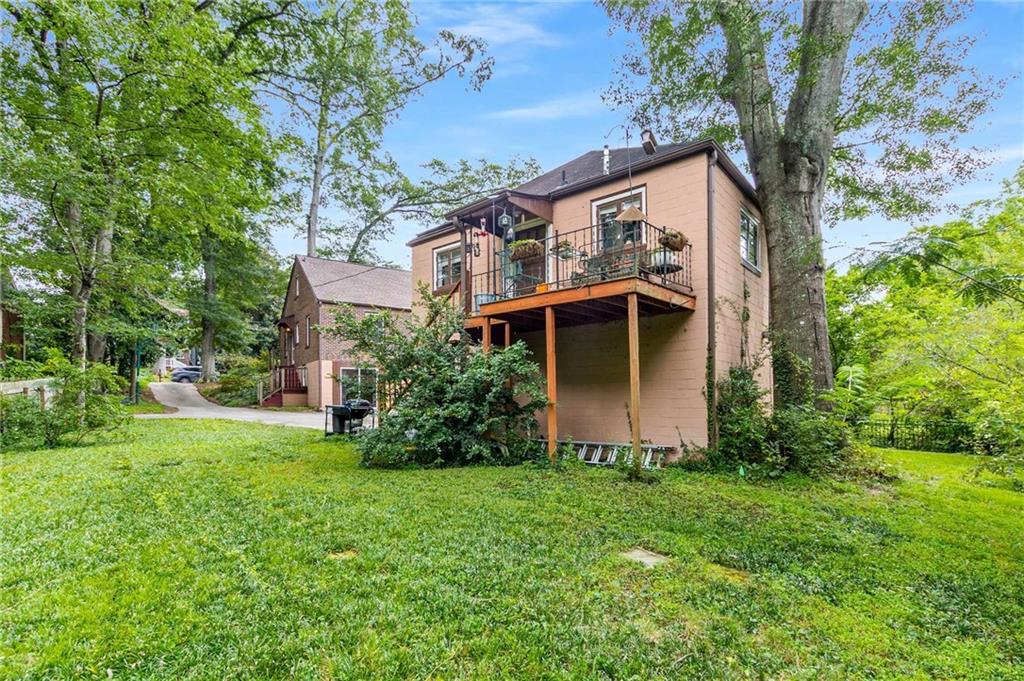135 Shadowmoor Drive