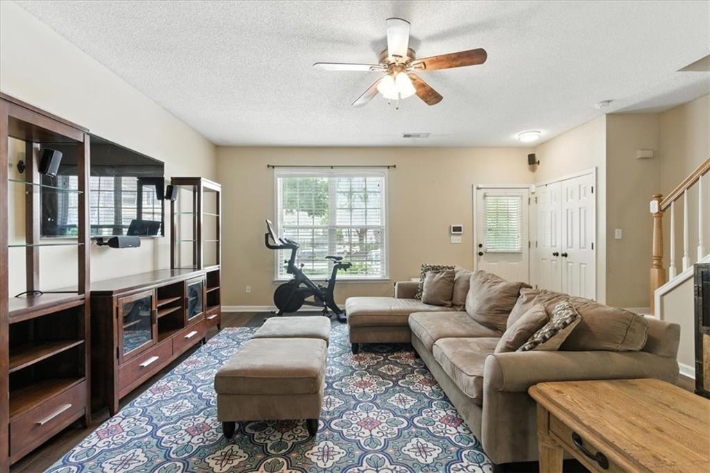 10900 Wittenridge Drive Unit B3
