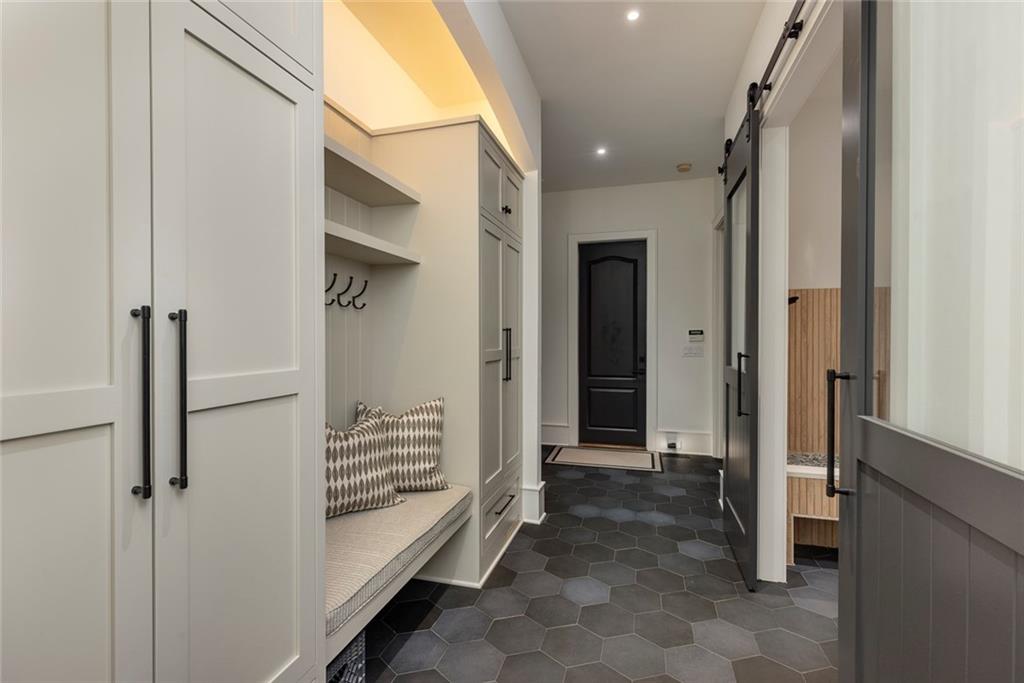 170 Autry Trail