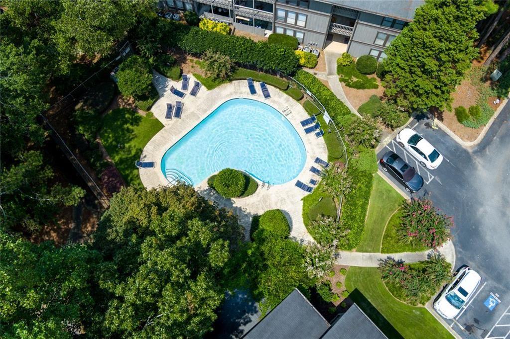 202 Smokerise Circle SE
