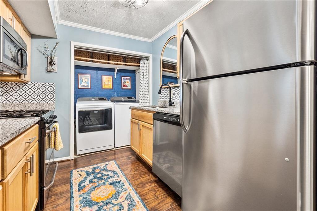 202 Smokerise Circle SE