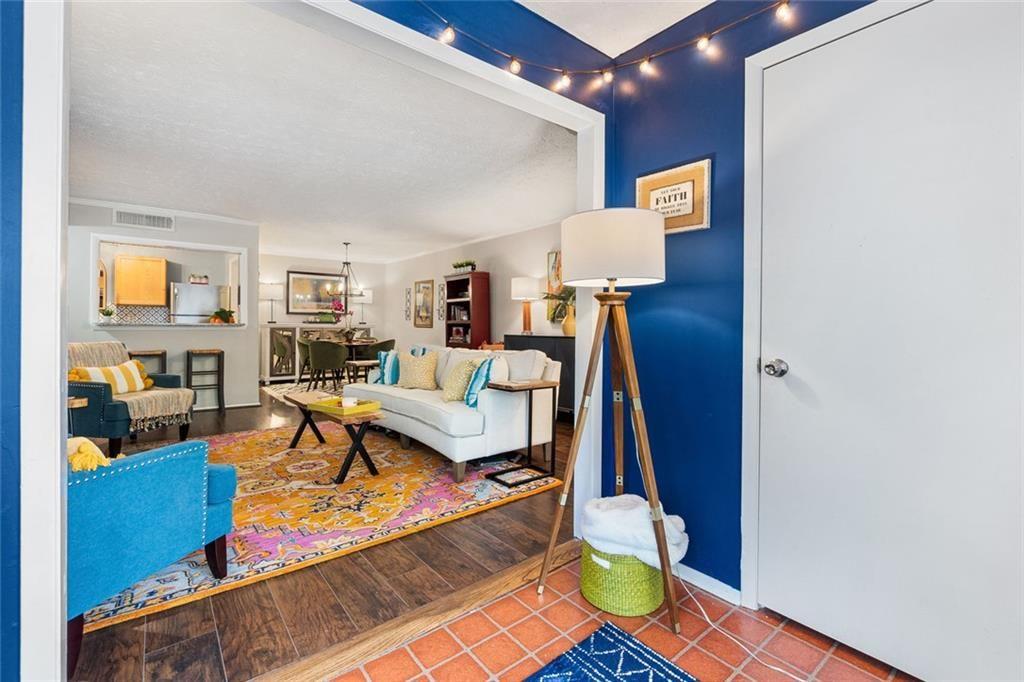202 Smokerise Circle SE