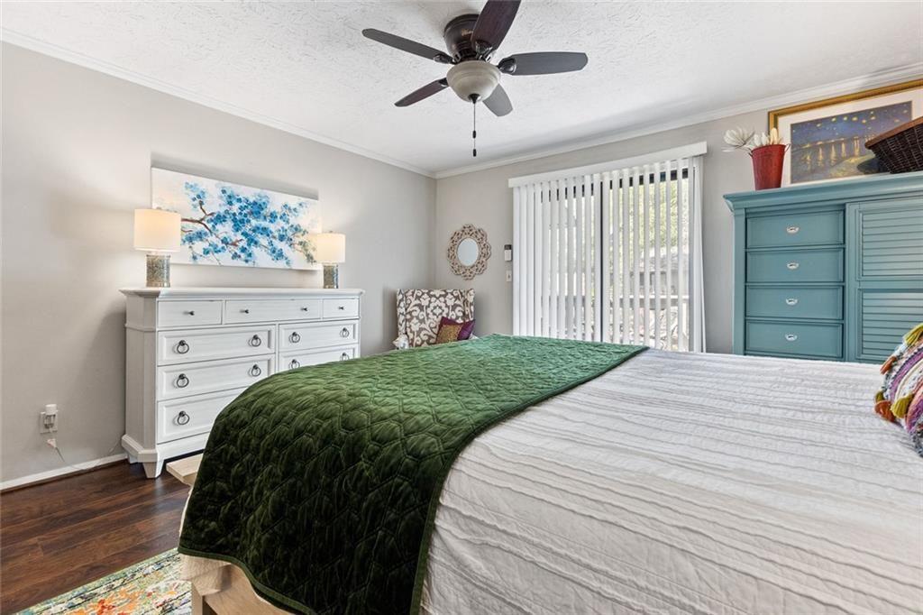 202 Smokerise Circle SE