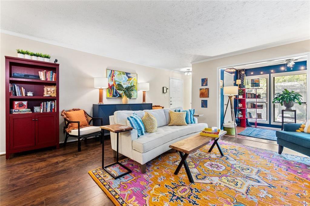202 Smokerise Circle SE