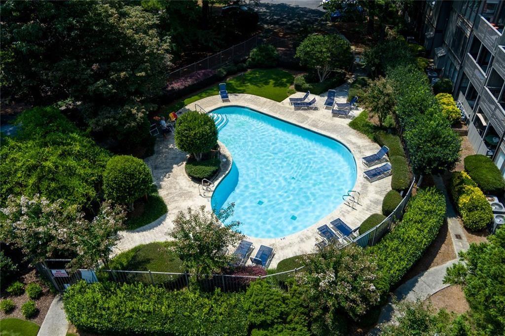 202 Smokerise Circle SE