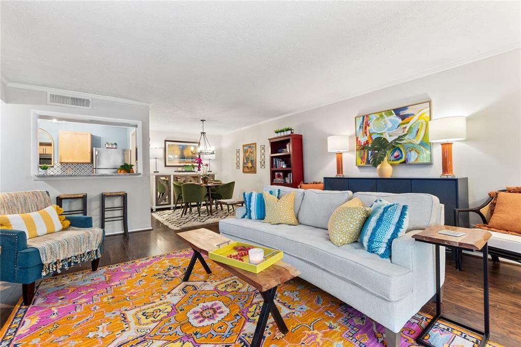 202 Smokerise Circle SE
