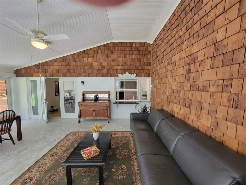 3880 Admiral Drive