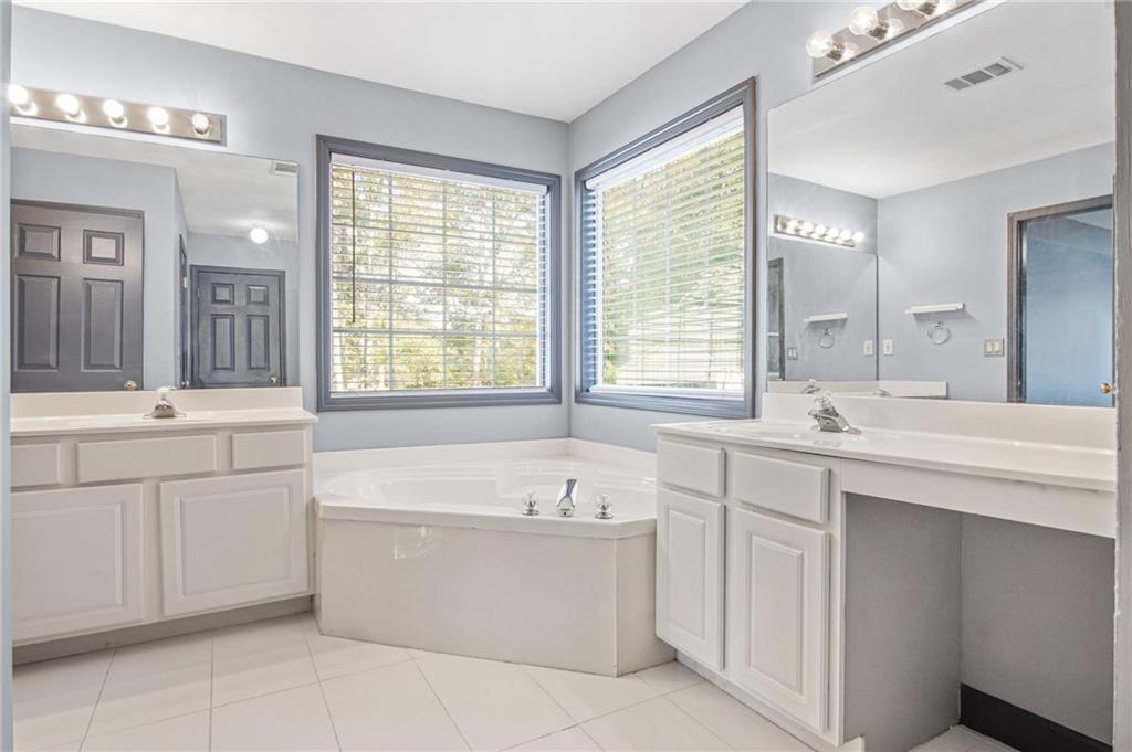 1021 Adah Lane