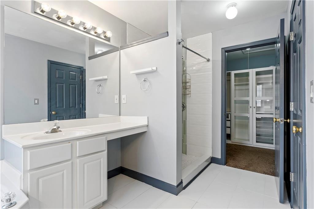 1021 Adah Lane