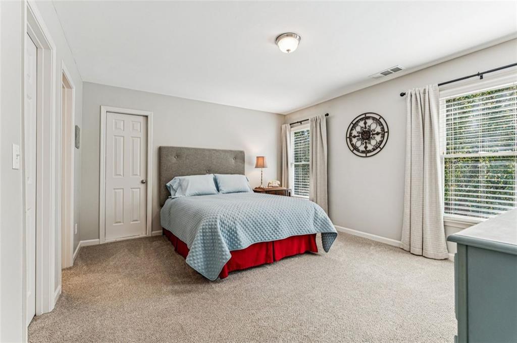 5540 CASTLEBROOKE GLEN Court