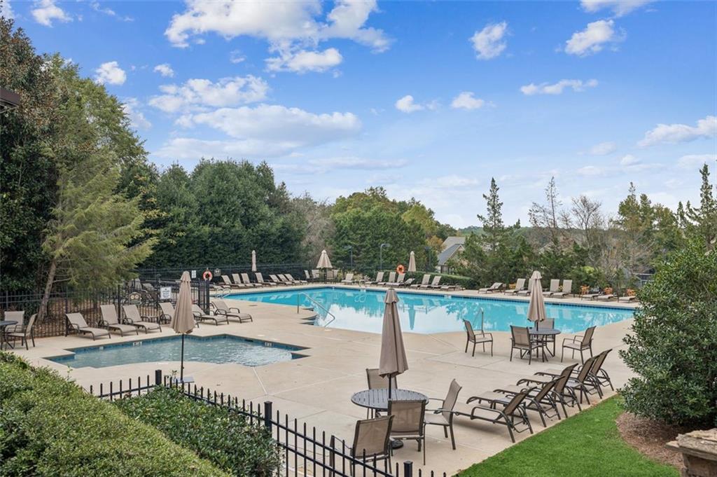 5540 CASTLEBROOKE GLEN Court