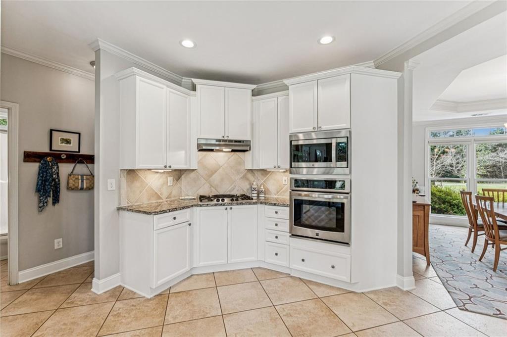 5540 CASTLEBROOKE GLEN Court