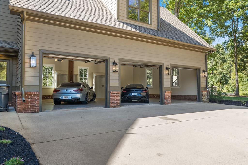 3970 Fouts Drive