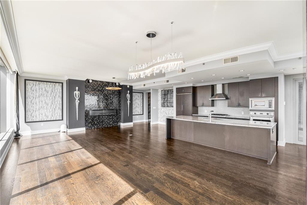 3630 Peachtree Road NE Unit 2404