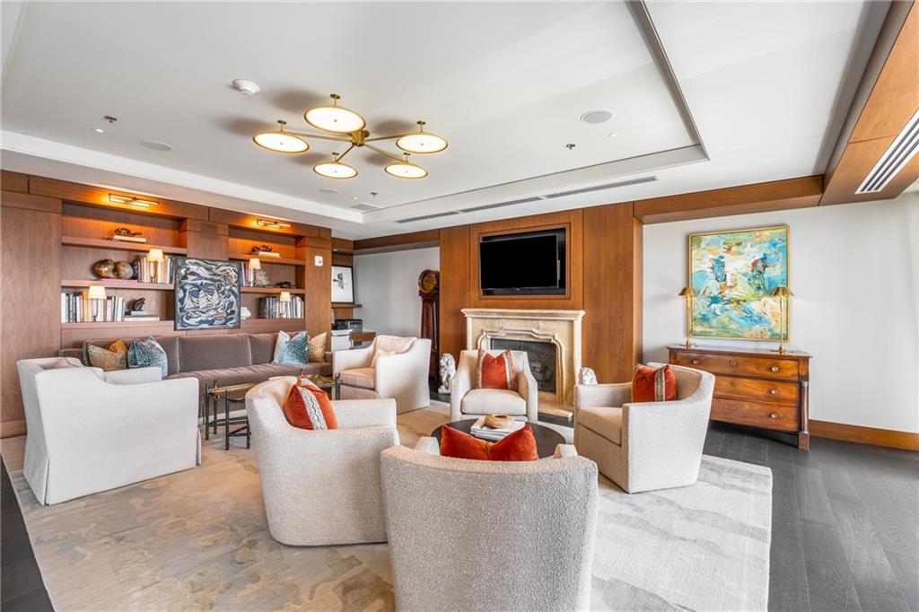 3630 Peachtree Road NE Unit 2404