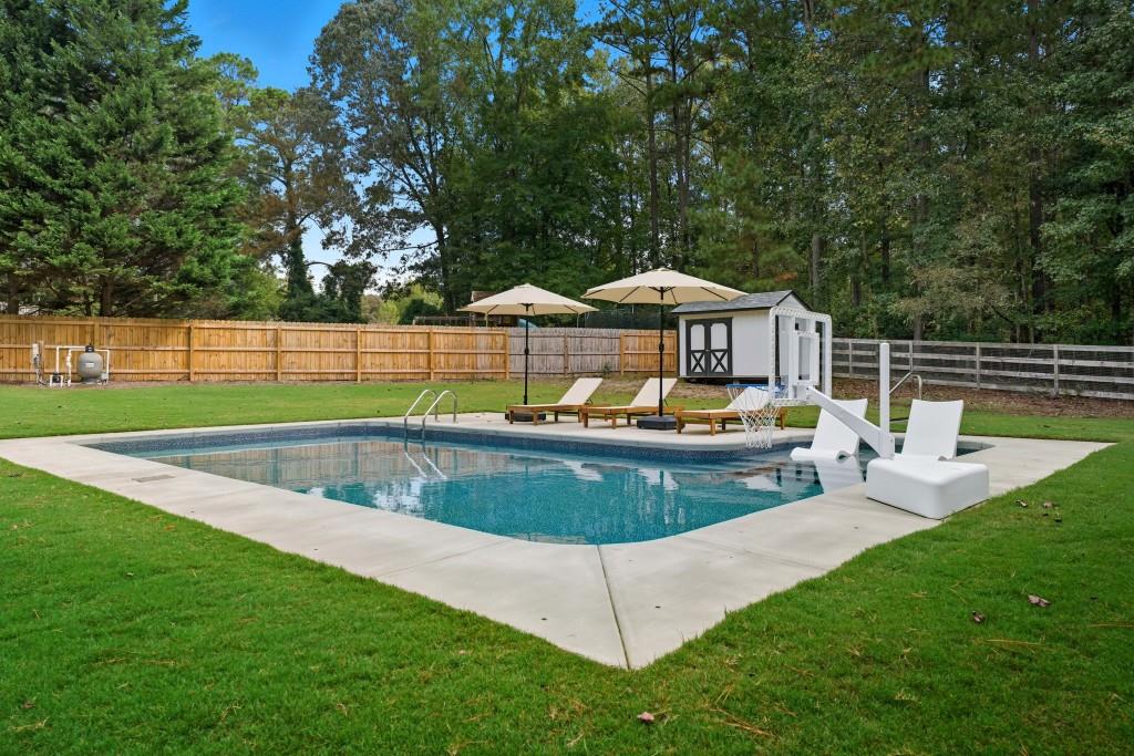 713 Emerald Ridge