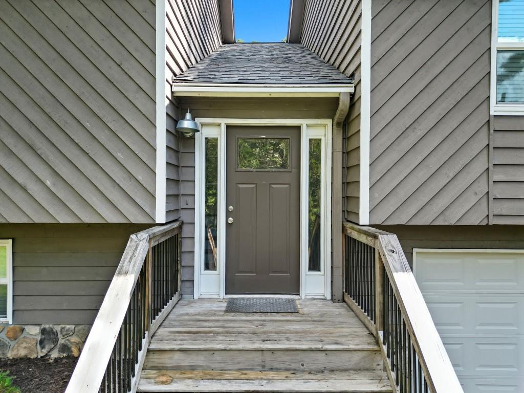 713 Emerald Ridge