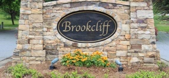 1426 Brookcliff Drive