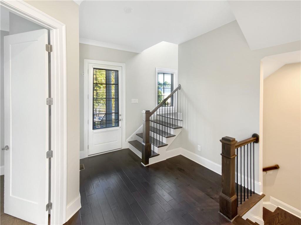 545 Hanlon Way
