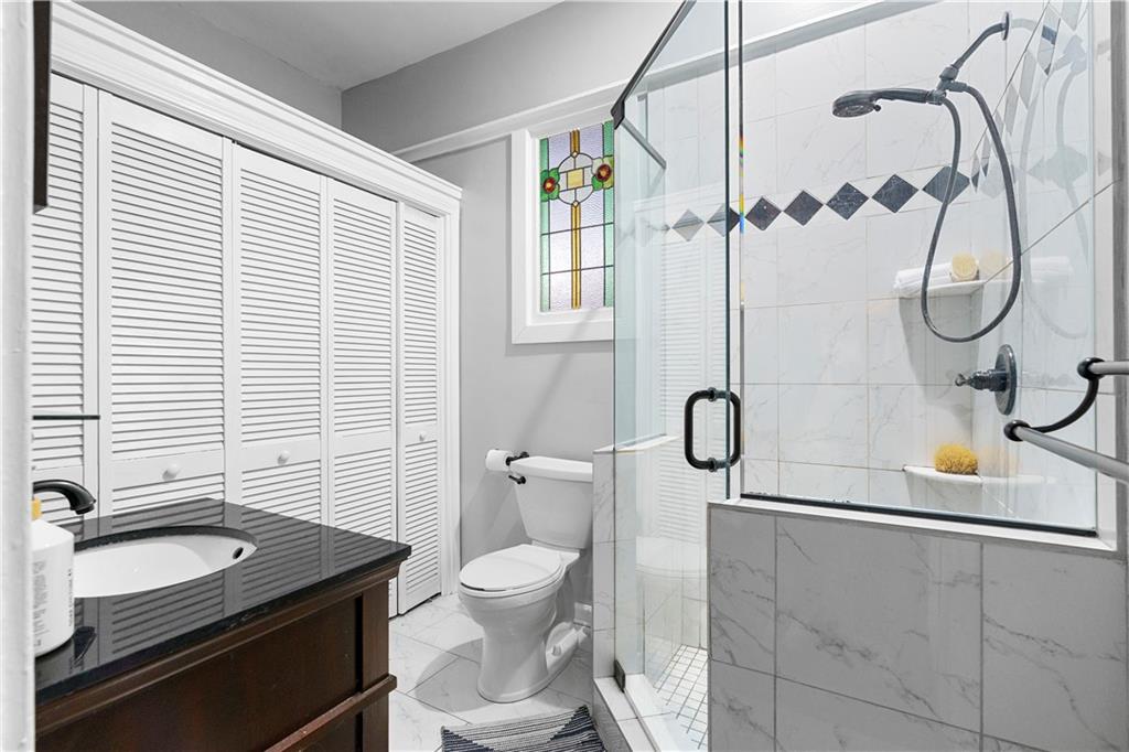 658 Glenwood Avenue SE