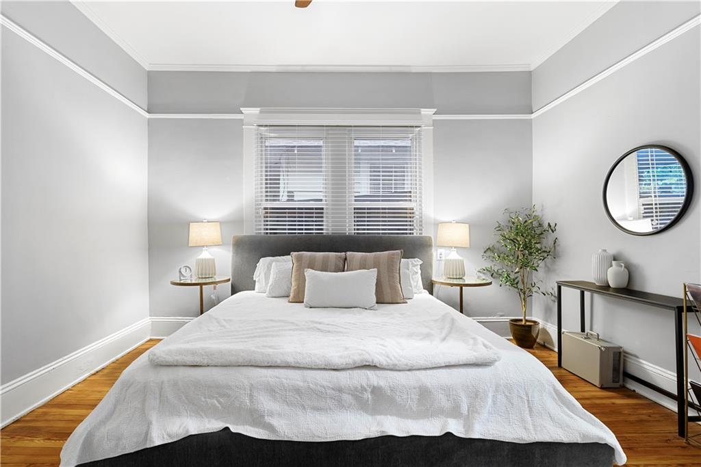 658 Glenwood Avenue SE