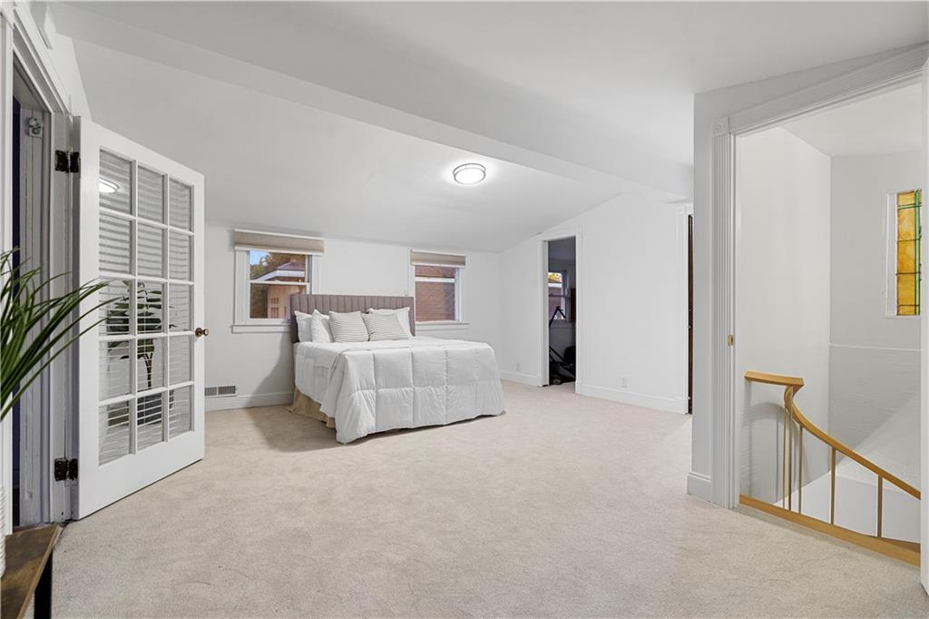 658 Glenwood Avenue SE