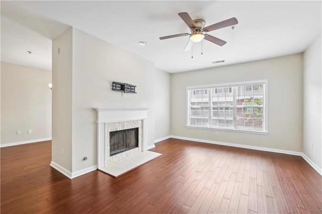 7110 Woodland Lane