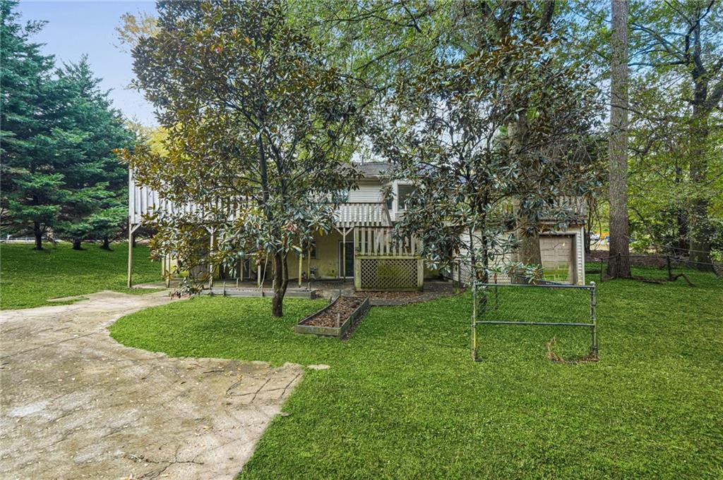 355 Heritage Lane