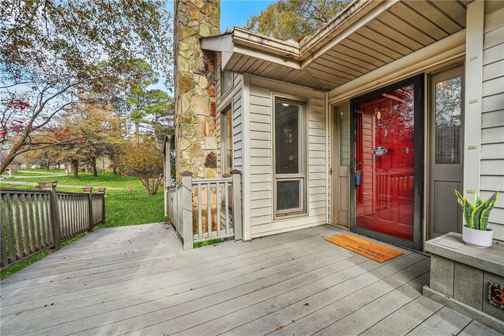 355 Heritage Lane