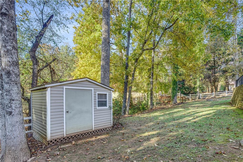 5470 Linger Longer Road