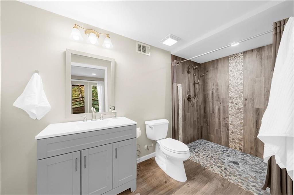 4274 Loch Highland Parkway NE