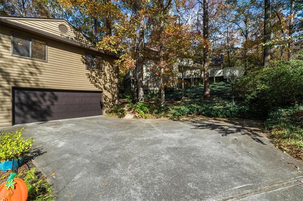4274 Loch Highland Parkway NE
