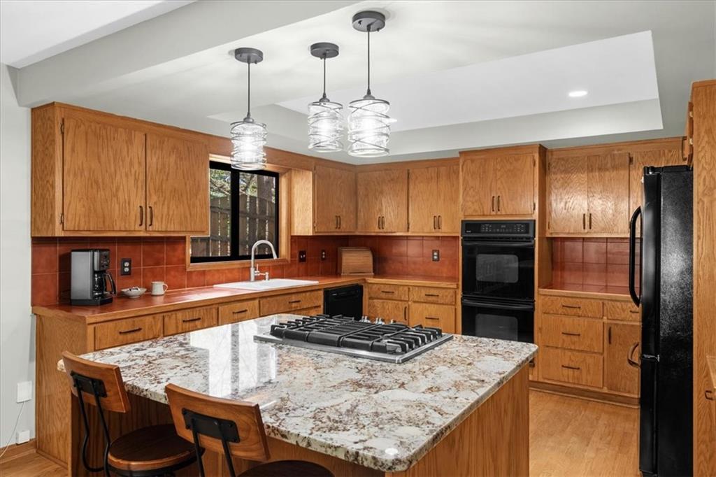 4274 Loch Highland Parkway NE