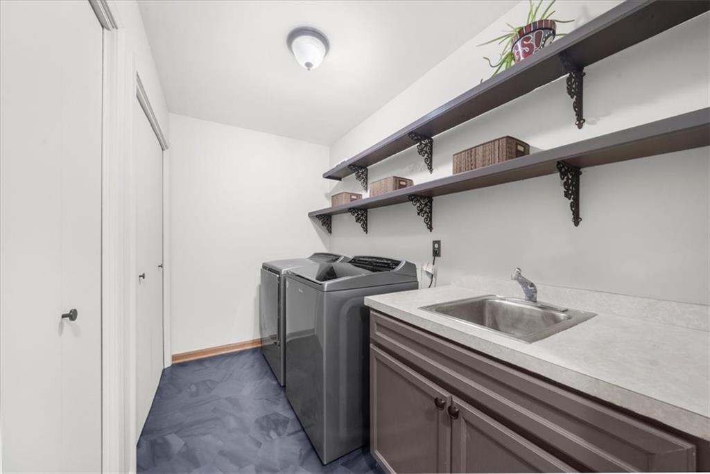 4274 Loch Highland Parkway NE