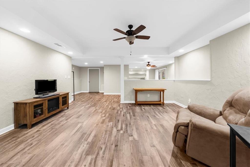 4274 Loch Highland Parkway NE
