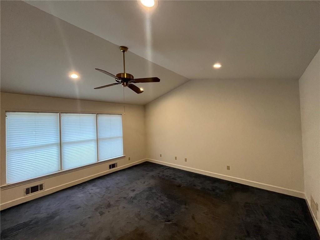 5052 Glaze Drive